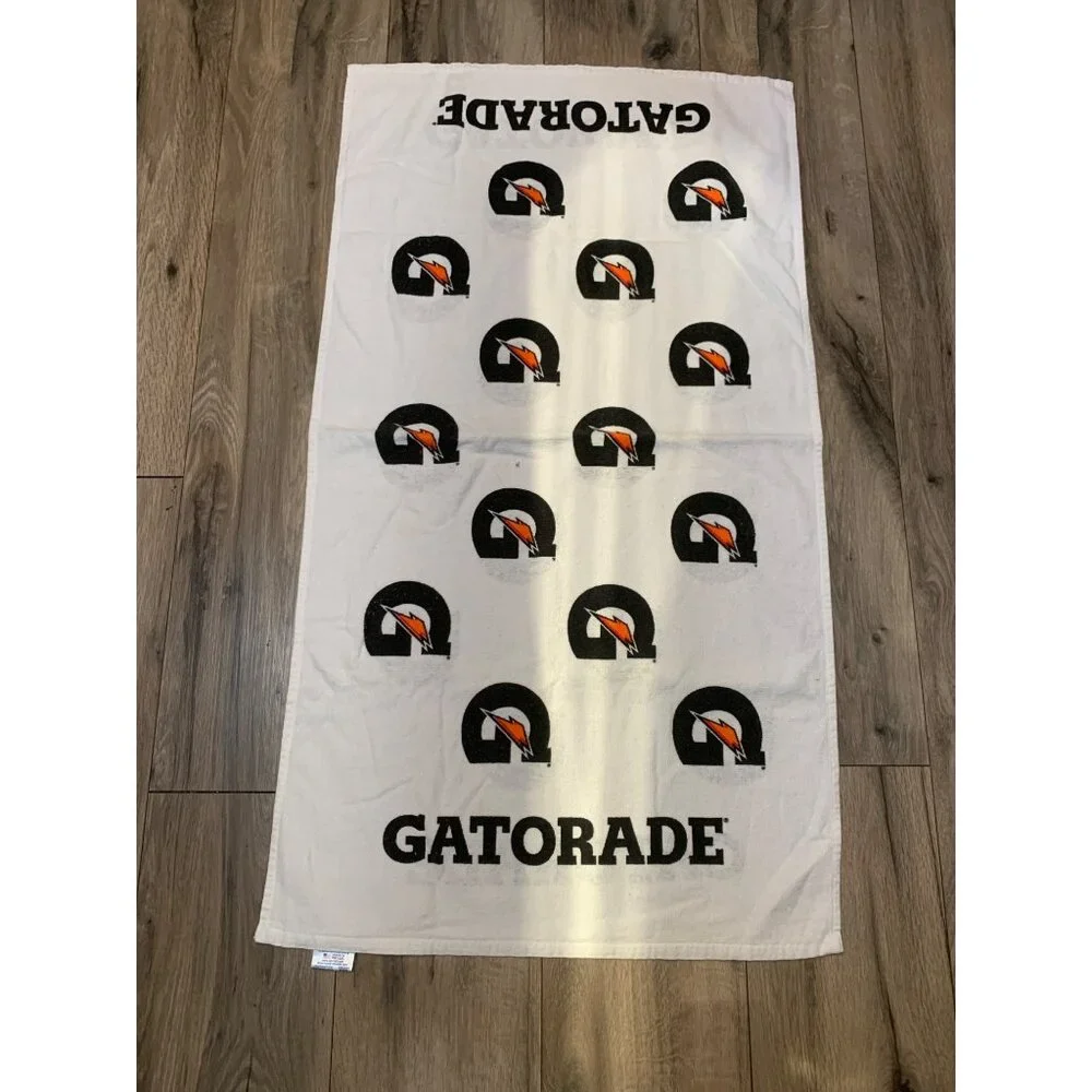 Gatorade McArthur Sports Towel 22x40 White 100% Cotton Printed In USA